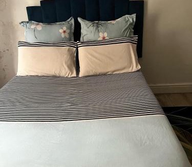 Plumstead House | Hidden weaver