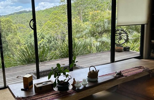 Smiths Creek Ski Chalet | Hideaway Chalet – Secluded Forest Romance