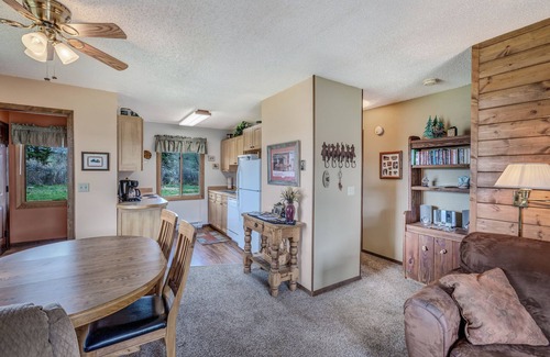 Clark Cabin | Hideaway - Cozy cabin in the great outdoors