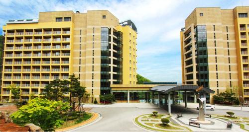 Sabuk Resort | High Castle Resort