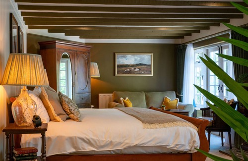 New Forest District Hotel | High Corner Inn