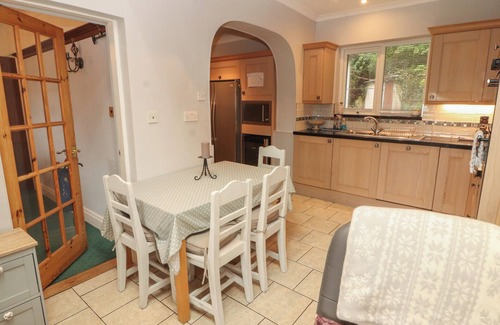 Keswick House | HIGH CROSS, pet friendly, character holiday cottage in Keswick