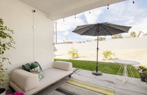 Desert Hot Springs House | High Desert Home 15 Minutes from North Palm Springs