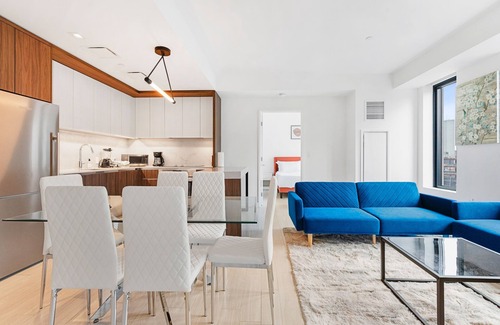 Seaport District Apartment | High-end 3BR 2BA unit in Seaport