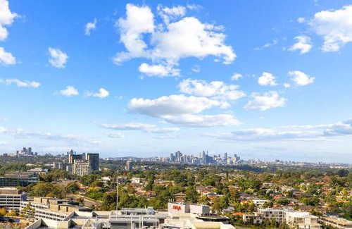 Macquarie Park Apartment | High level urban retreat in Macquarie Park