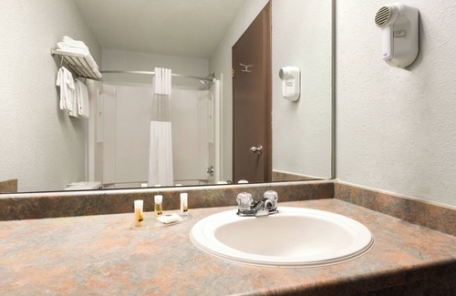 High Prairie Hotel | High Prairie Inn