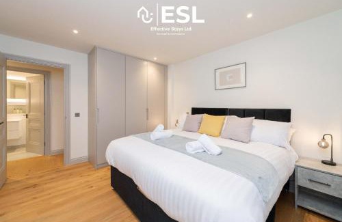 Shrewsbury Apartment | High Quality 2 Bedroom Church Apartment 5 Mins to Town Centre - Free Parking