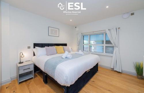 Shrewsbury Apartment | High Quality 2 Bedroom Church Apartment 5 Mins to Town Centre - Free Parking