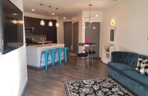Summerlin South House | High rise Near UNLV and Strip