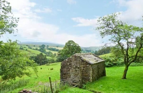 Kirkby Stephen Cottage | HIGH SPRINTGILL COTTAGE, pet friendly in Ravenstonedale