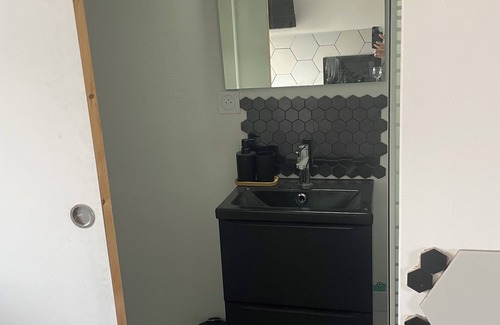 Castelginest Apartment | High studio 15 mn from Toulouse in castelginest