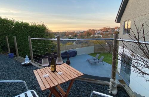 Truro House | High View