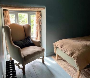 Duns Tew House | Highend Cotswold Barn near Soho Farmhouse & Daylesford