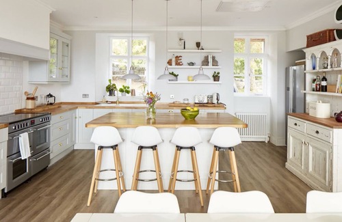 Nostie House | Highland Holiday Home, contemporary styling, hot tub, sauna