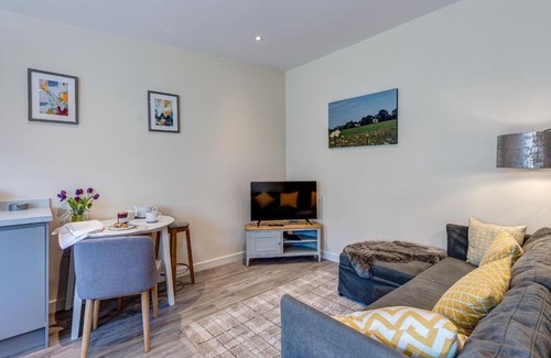 Witney House | Highlander Barn