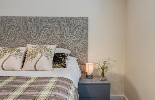 Witney House | Highlander Barn