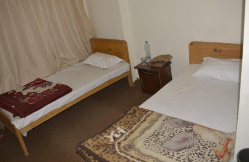 Skardu Hotel | Highlander inn Skardu