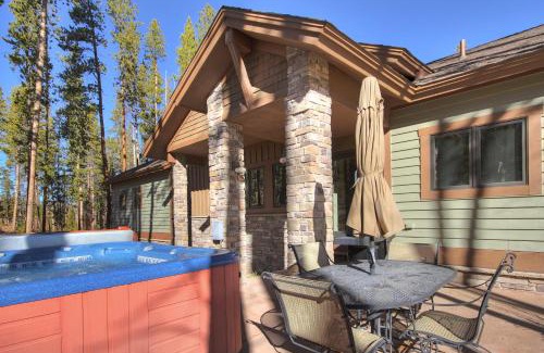 The Highlands House | Highlands Trail House Holiday home