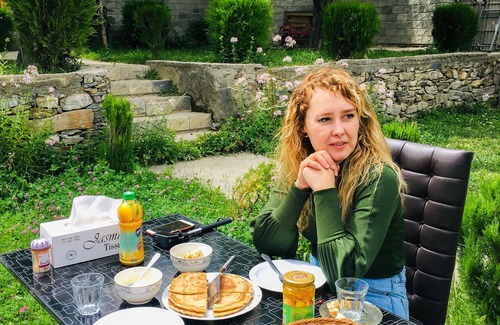 Gilgit Apartment | HIKAL GUEST HOUSE & RESTAURANT