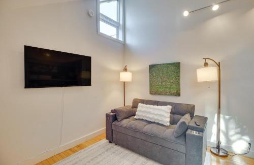 Waterbury Apartment | Hike and Leaf Peep Couples Retreat in Waterbury!