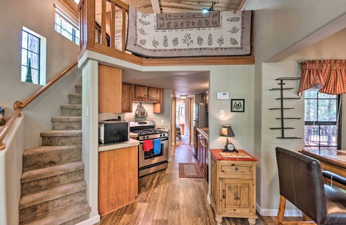 Show Low Cabin | Hike, Explore & More: Show Low Cabin w/Deck