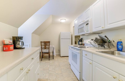 Wake Forest Apartment | Hike, Golf & Boat: Wake Forest Home w/Yard