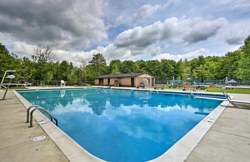 Pocono Lake House | Hike, Swim, Ski and More Home in Arrowhead Lakes!