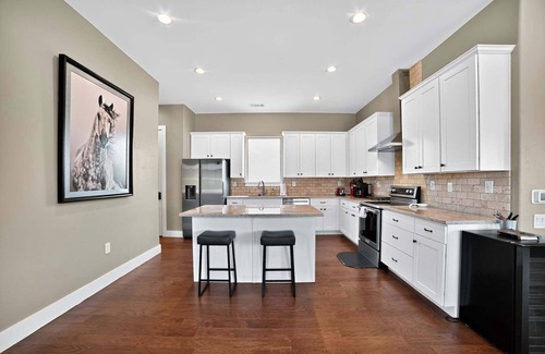 Horseshoe Bay West House | Hill Country Retreat & Casita