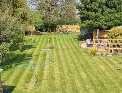 Hill Head House | Hill Head - Large cottage with sea views - 5 bed, slp 12