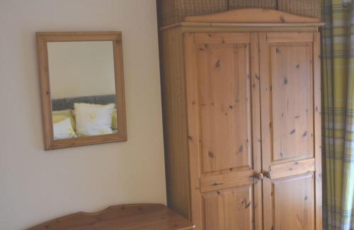 Bala House | Hill View Cottage