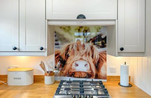 Kilmun House | Hillcrest Cottage