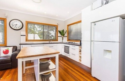 Tweed Heads South House | Hillcrest Retreat with River Views