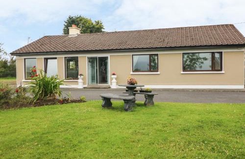 Dromin House | Hillgrove House