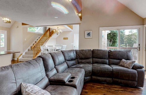 Centerville House | Hillside Dream