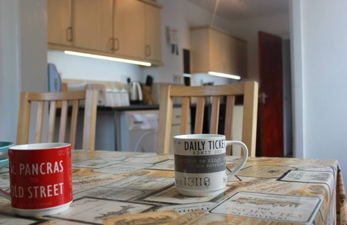 Falmouth House | Hillside is perfect for large families or families holidaying together