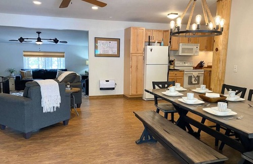 Zane Grey Cabin | Hilltop Haven | Family-friendly, RV hookups