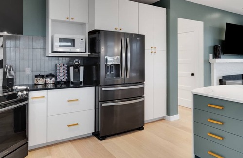 Newfield House | Hilltop- Luxury Home with views and a dog run