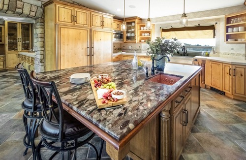 Temecula House | Hilltop Wine Country Estate with poll and amazing 360 views