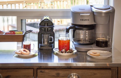 Temecula House | Hilltop Wine Country Estate with poll and amazing 360 views