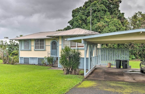 Hilo Cottage | Hilo Home Base - 3 Miles to State Park & Beach!