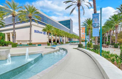 Anaheim Resort Hotel | Hilton Anaheim