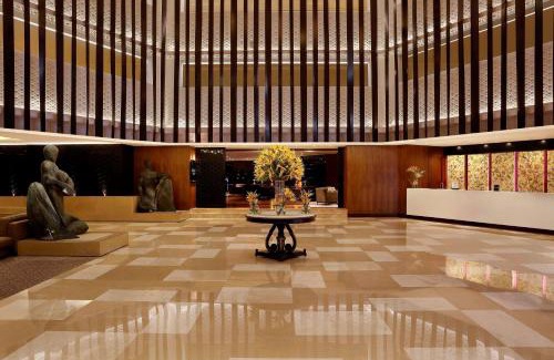 Embassy Golf Links Business Park Hotel | Hilton Bangalore Embassy GolfLinks