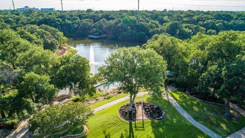 Grapevine Hotel | Hilton DFW Lakes Executive Conference Center