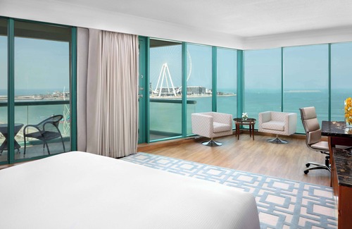 Dubai Marina Resort | Hilton Dubai Jumeirah