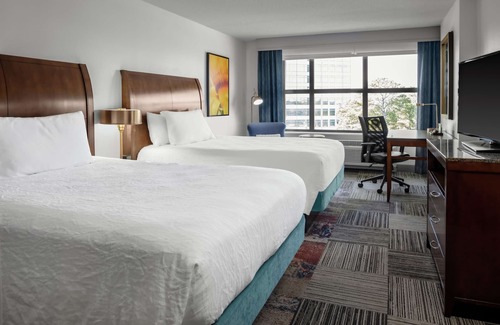 North Brookhaven Hotel | Hilton Garden Inn Atlanta Perimeter Center