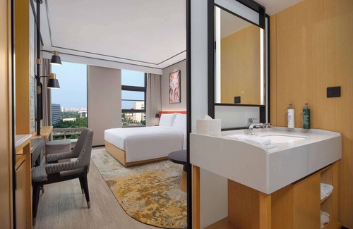 Fengtai Hotel | Hilton Garden Inn Beijing Huaxiang Tiantan Hospital