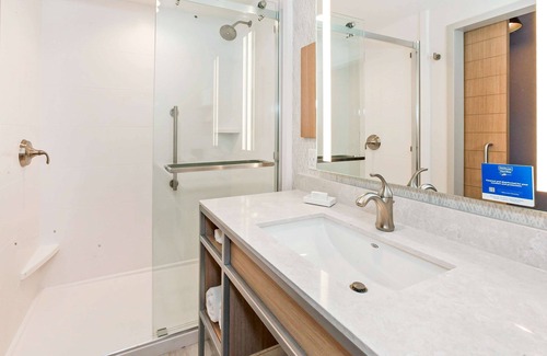 Easton Hotel | Hilton Garden Inn Columbus Easton