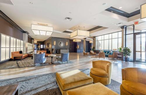 Downtown Branson Hotel | Hilton Promenade Branson Landing