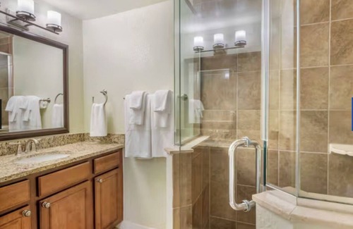 West Kissimmee Resort | Hilton's Mystic Dunes 1 Bedroom Suite - Close Proximity to ALL Theme Parks