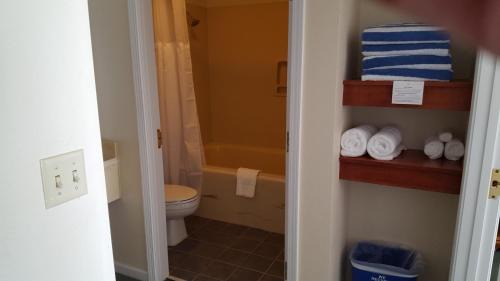 Mishawaka Resort | Hilton Vacation Club Varsity Club South Bend, IN